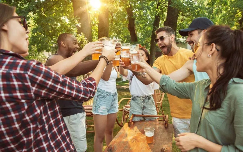 Riesgos del alcohol tras la manga gástrica